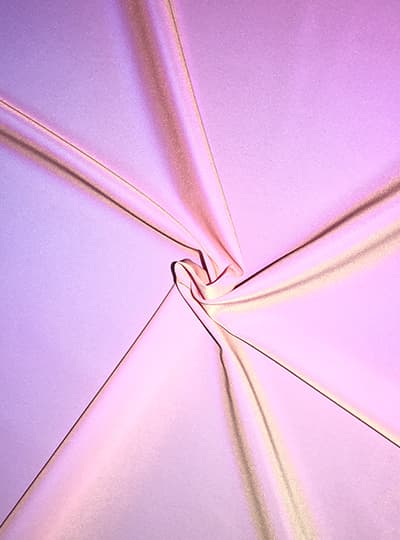 时尚夹克羽绒渐变新半岛官网